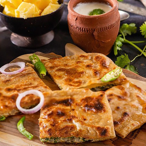 omelette paratha with curd