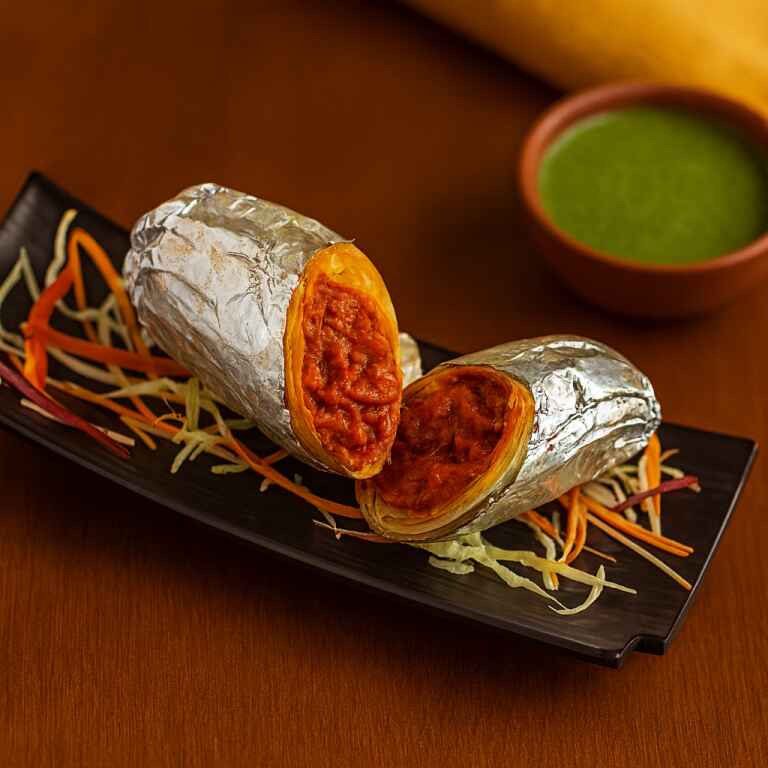 Chicken Achari Tikka Roll