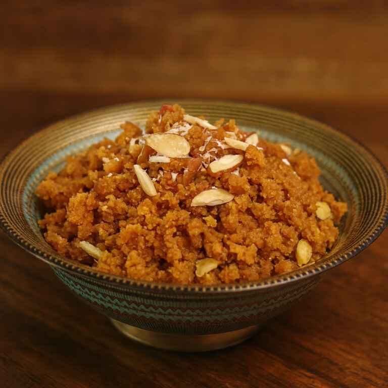 Moong Dal Halwa (Hot)